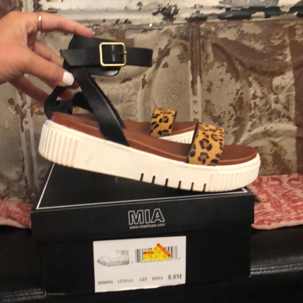 Mia leopard platform sandals